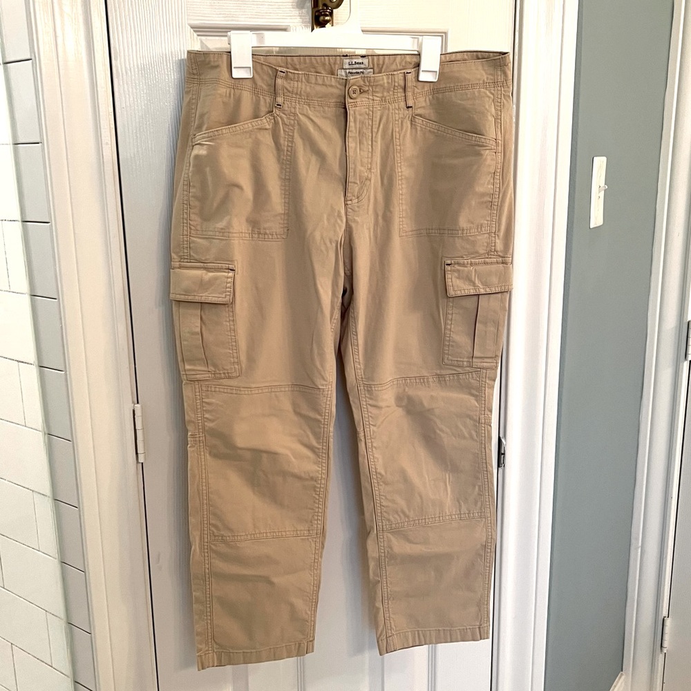 L.L.Bean Women’s Stretch Canvas Cargo Pants Favorite Fit 16p
